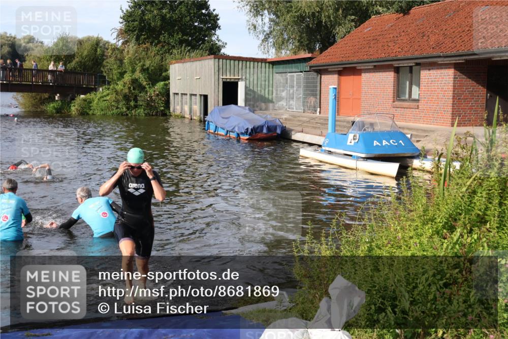31.08.2025 - Elbe Triathlon Hamburg Luisa Fischer http://msf.ph/oto/8681869 31.08.2025 09:36:16 Schwimmen 847, 856, 899 meine-sportfotos.de