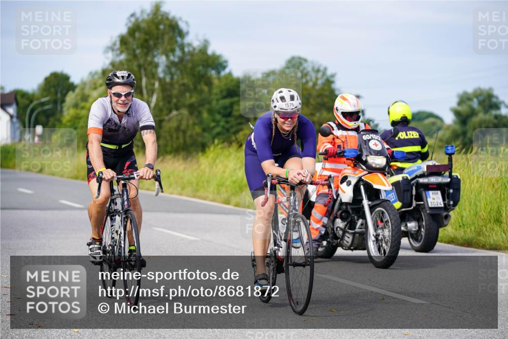 31.08.2025 - Elbe Triathlon Hamburg Michael Burmester http://msf.ph/oto/8681872 31.08.2025 10:58:51 Radfahren 1280, 1327, 1394, 1415, 1459, 1575 meine-sportfotos.de