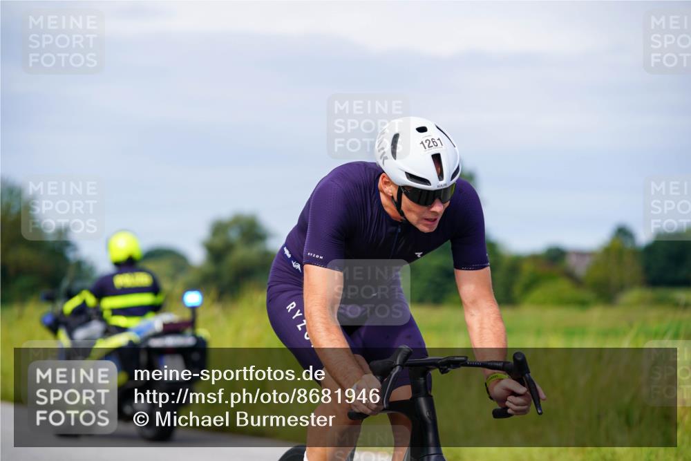 31.08.2025 - Elbe Triathlon Hamburg Michael Burmester http://msf.ph/oto/8681946 31.08.2025 10:59:10 Radfahren 1261, 1303, 1349 meine-sportfotos.de