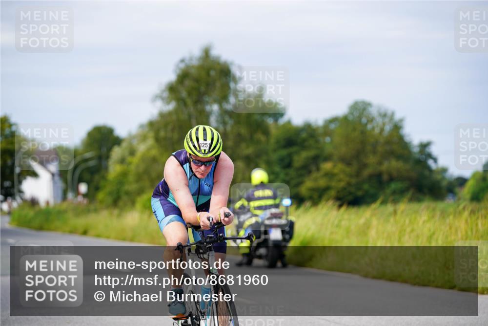 31.08.2025 - Elbe Triathlon Hamburg Michael Burmester http://msf.ph/oto/8681960 31.08.2025 10:59:20 Radfahren 1251, 1326, 1452 meine-sportfotos.de