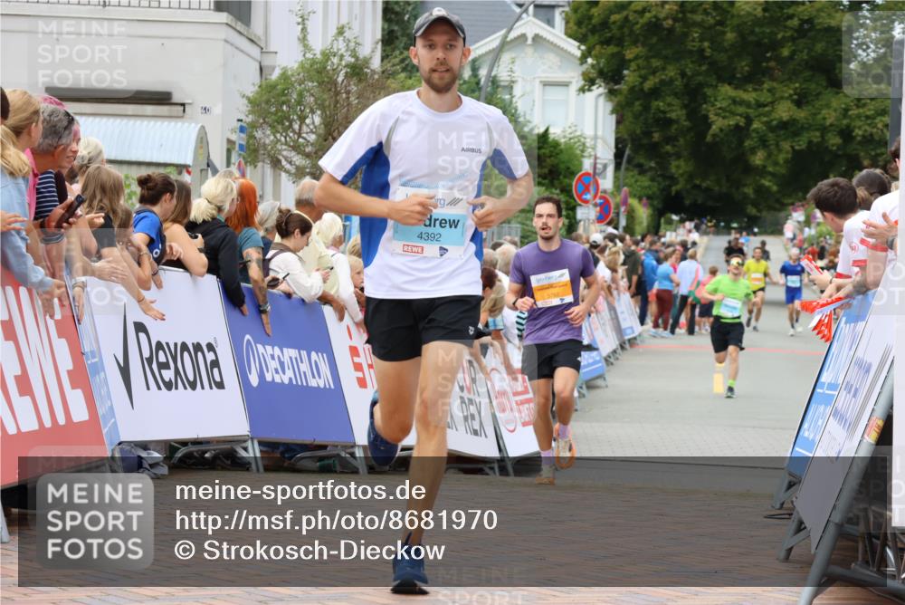 31.08.2025 - 21. Blankeneser Heldenlauf Strokosch-Dieckow http://msf.ph/oto/8681970 31.08.2025 12:05:49 Ziel 5762, 4392 meine-sportfotos.de