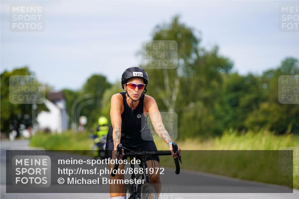 31.08.2025 - Elbe Triathlon Hamburg Michael Burmester http://msf.ph/oto/8681972 31.08.2025 10:59:26 Radfahren 1452 meine-sportfotos.de