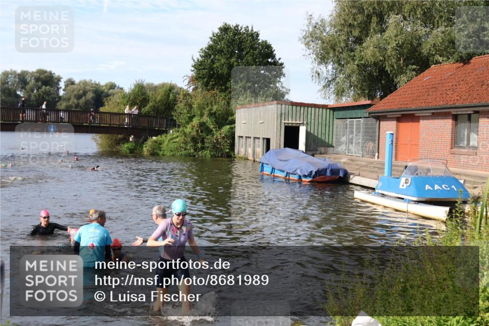 31.08.2025 - Elbe Triathlon Hamburg Luisa Fischer http://msf.ph/oto/8681989 31.08.2025 09:37:13 Schwimmen 783, 799, 921, 931 meine-sportfotos.de