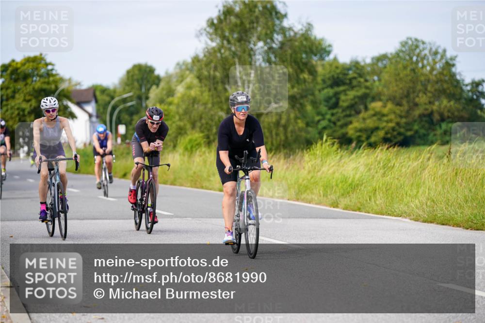 31.08.2025 - Elbe Triathlon Hamburg Michael Burmester http://msf.ph/oto/8681990 31.08.2025 10:59:43 Radfahren 1281, 1310, 1318, 1319, 1344, 1362, 1417, 1423 meine-sportfotos.de