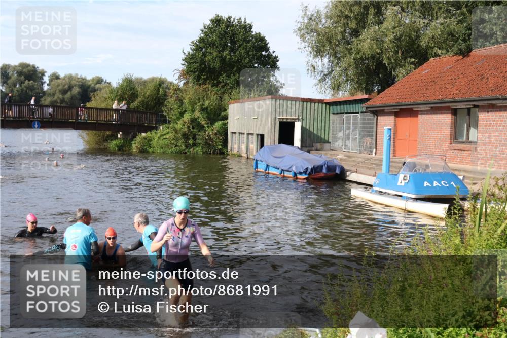 31.08.2025 - Elbe Triathlon Hamburg Luisa Fischer http://msf.ph/oto/8681991 31.08.2025 09:37:14 Schwimmen 783, 799, 921, 931 meine-sportfotos.de