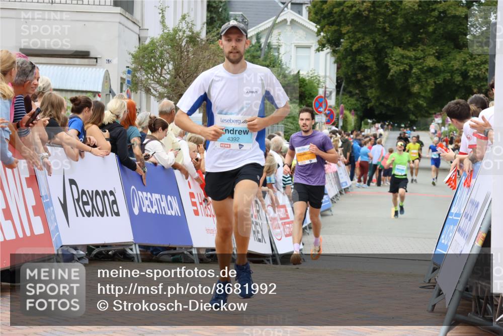 31.08.2025 - 21. Blankeneser Heldenlauf Strokosch-Dieckow http://msf.ph/oto/8681992 31.08.2025 12:05:49 Ziel 5762, 4392 meine-sportfotos.de