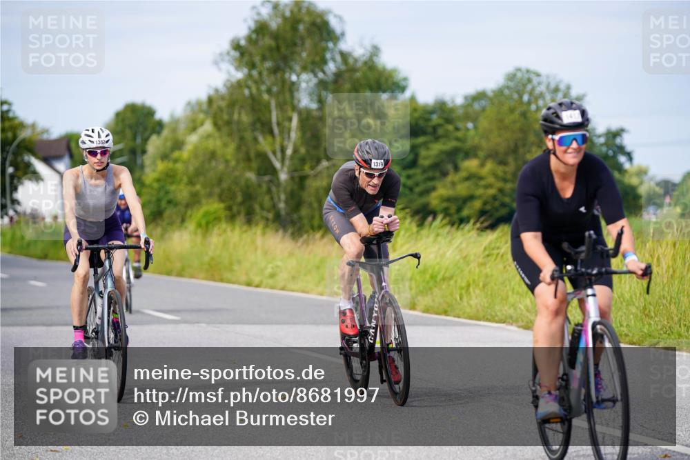31.08.2025 - Elbe Triathlon Hamburg Michael Burmester http://msf.ph/oto/8681997 31.08.2025 10:59:44 Radfahren 1281, 1310, 1318, 1319, 1344, 1362, 1417, 1423 meine-sportfotos.de