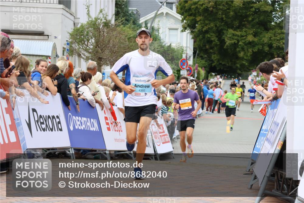 31.08.2025 - 21. Blankeneser Heldenlauf Strokosch-Dieckow http://msf.ph/oto/8682040 31.08.2025 12:05:48 Ziel 5762, 4392 meine-sportfotos.de