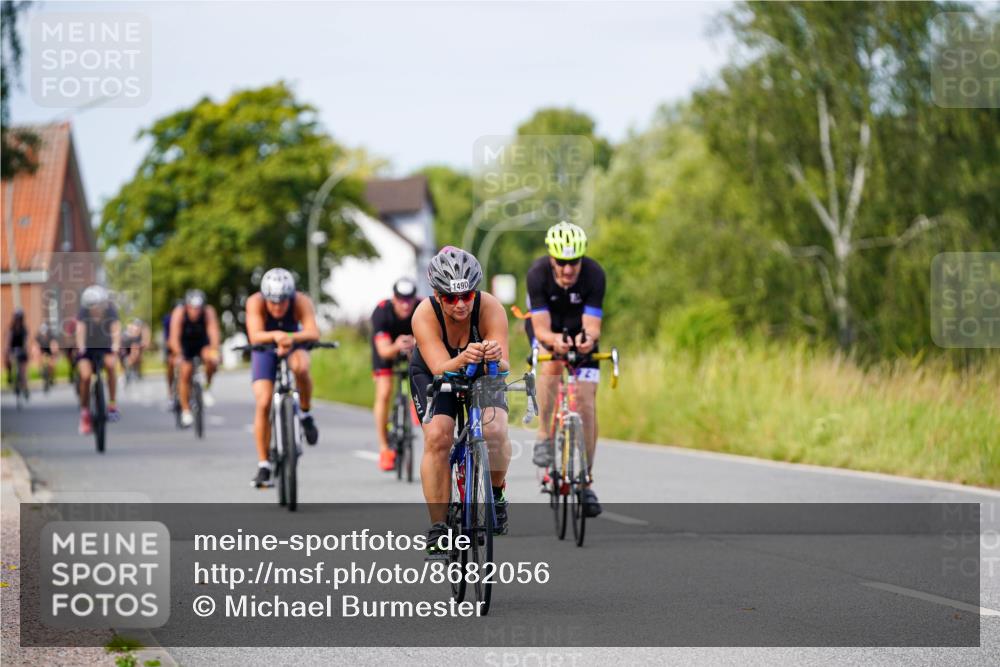 31.08.2025 - Elbe Triathlon Hamburg Michael Burmester http://msf.ph/oto/8682056 31.08.2025 11:00:04 Radfahren 1256, 1273, 1292, 1313, 1348, 1490, 1588 meine-sportfotos.de