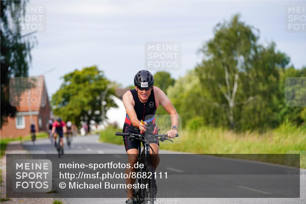 31.08.2025 - Elbe Triathlon Hamburg Michael Burmester http://msf.ph/oto/8682111 31.08.2025 11:00:21 Radfahren 1322, 1338, 1347, 1402, 1604 meine-sportfotos.de