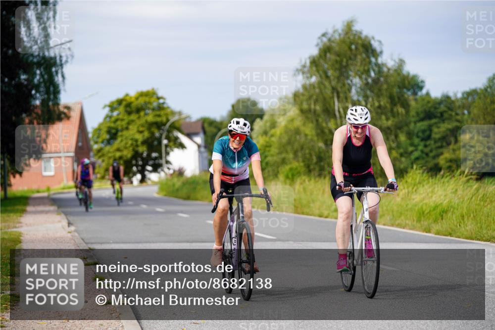 31.08.2025 - Elbe Triathlon Hamburg Michael Burmester http://msf.ph/oto/8682138 31.08.2025 11:00:33 Radfahren 1275, 1306, 1466, 1467 meine-sportfotos.de