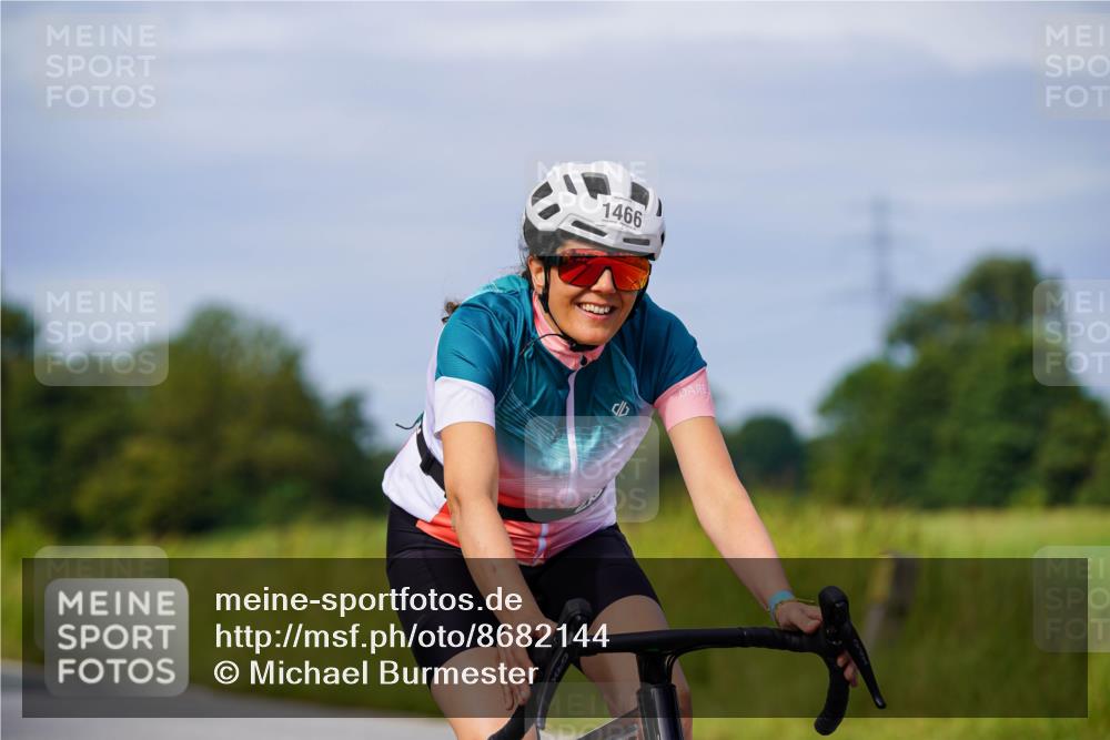 31.08.2025 - Elbe Triathlon Hamburg Michael Burmester http://msf.ph/oto/8682144 31.08.2025 11:00:34 Radfahren 1275, 1306, 1391, 1466, 1467 meine-sportfotos.de