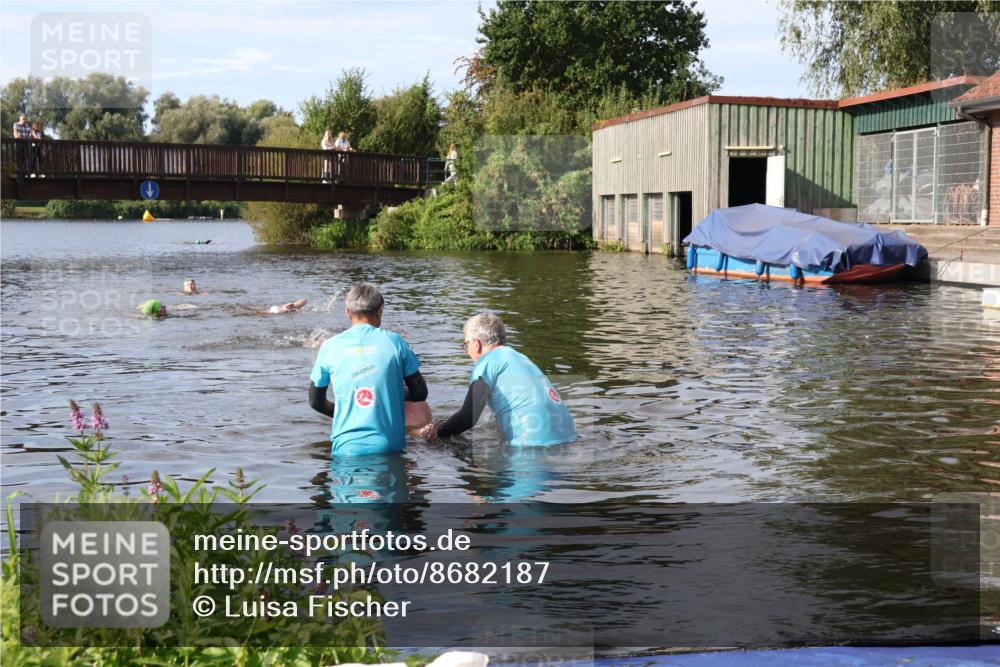 31.08.2025 - Elbe Triathlon Hamburg Luisa Fischer http://msf.ph/oto/8682187 31.08.2025 09:39:43 Schwimmen 758 meine-sportfotos.de
