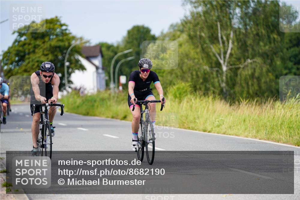 31.08.2025 - Elbe Triathlon Hamburg Michael Burmester http://msf.ph/oto/8682190 31.08.2025 11:01:08 Radfahren 1245, 1259, 1359, 1397, 1609 meine-sportfotos.de