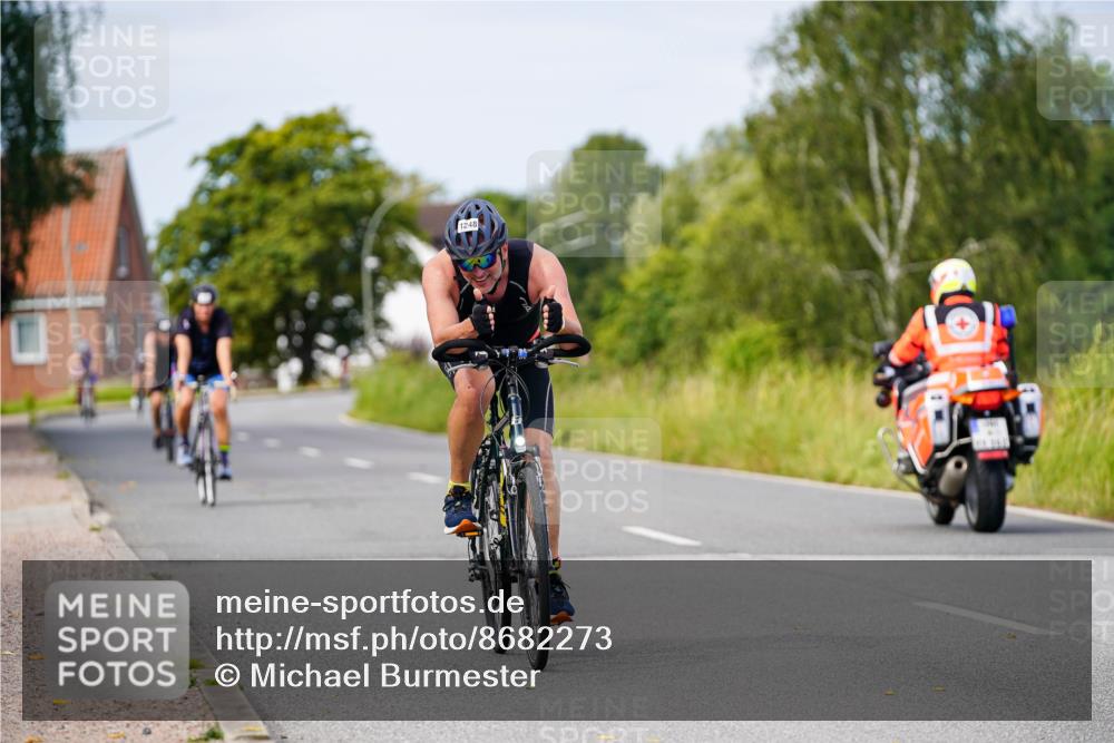 31.08.2025 - Elbe Triathlon Hamburg Michael Burmester http://msf.ph/oto/8682273 31.08.2025 11:01:46 Radfahren 1248, 1317, 1455 meine-sportfotos.de