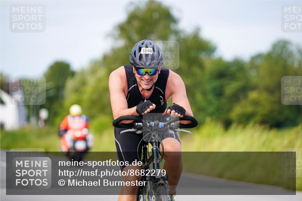 31.08.2025 - Elbe Triathlon Hamburg Michael Burmester http://msf.ph/oto/8682279 31.08.2025 11:01:48 Radfahren 1248, 1317, 1455 meine-sportfotos.de