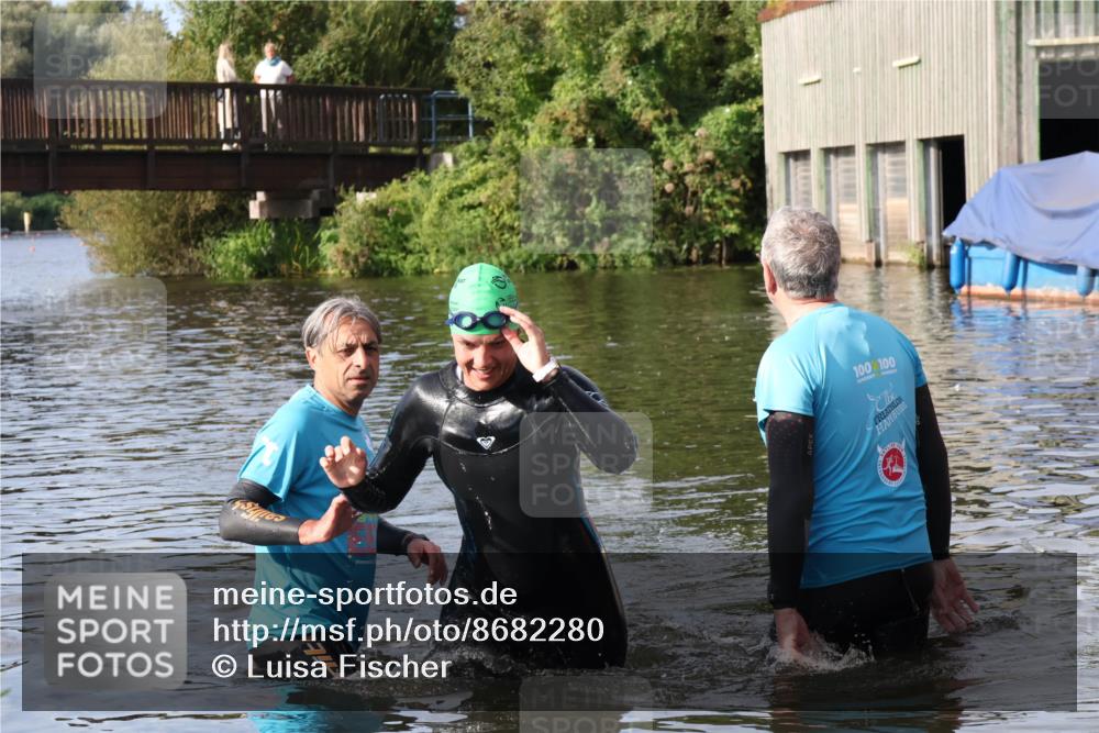 31.08.2025 - Elbe Triathlon Hamburg Luisa Fischer http://msf.ph/oto/8682280 31.08.2025 09:41:05 Schwimmen 852 meine-sportfotos.de