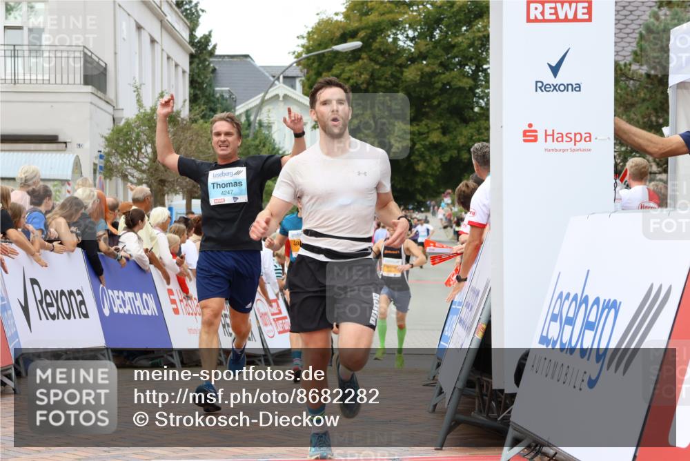 31.08.2025 - 21. Blankeneser Heldenlauf Strokosch-Dieckow http://msf.ph/oto/8682282 31.08.2025 12:05:35 Ziel 5614, 5050, 5575, 4141, 4414, 4329, 4247 meine-sportfotos.de