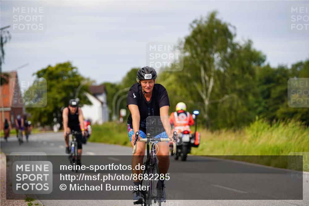 31.08.2025 - Elbe Triathlon Hamburg Michael Burmester http://msf.ph/oto/8682285 31.08.2025 11:01:50 Radfahren 1248, 1317, 1455 meine-sportfotos.de