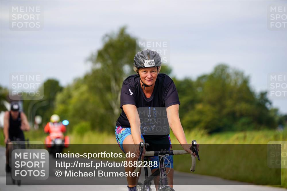 31.08.2025 - Elbe Triathlon Hamburg Michael Burmester http://msf.ph/oto/8682288 31.08.2025 11:01:51 Radfahren 1248, 1314, 1317, 1455 meine-sportfotos.de
