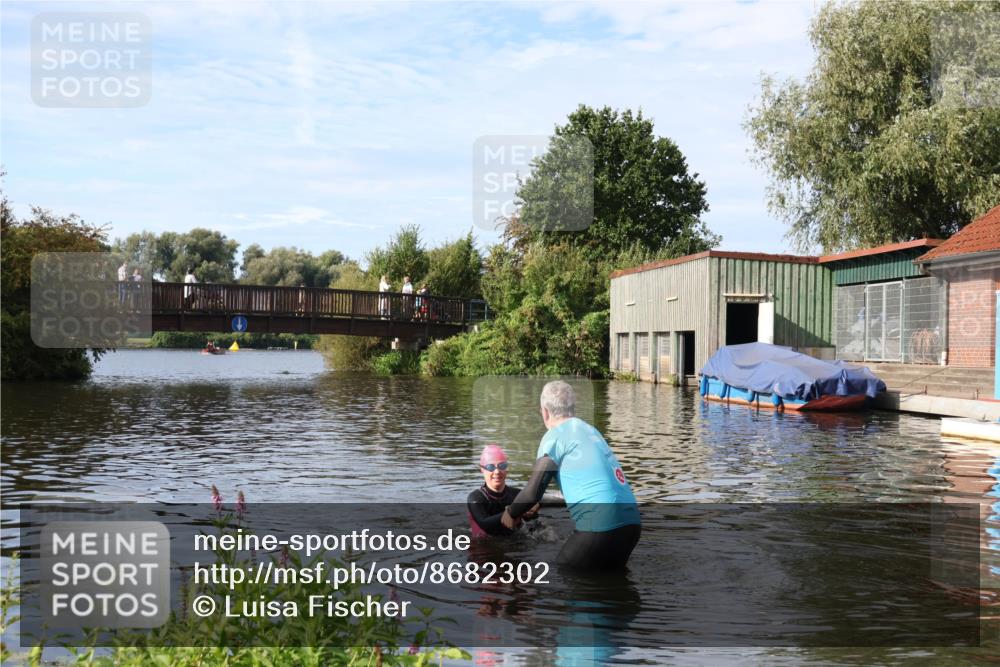 31.08.2025 - Elbe Triathlon Hamburg Luisa Fischer http://msf.ph/oto/8682302 31.08.2025 09:41:50 Schwimmen 841 meine-sportfotos.de