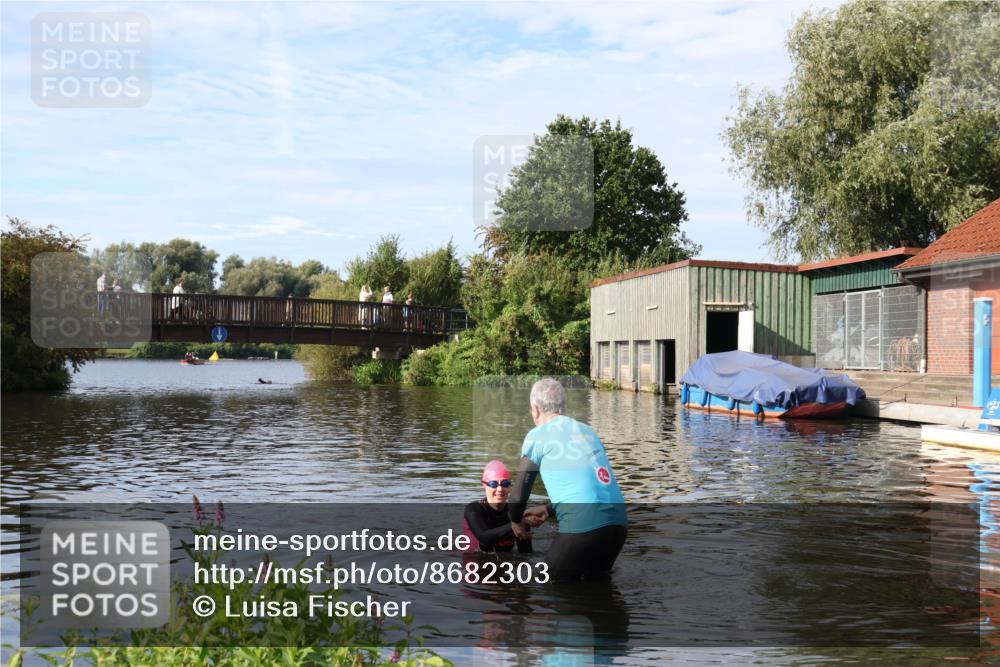 31.08.2025 - Elbe Triathlon Hamburg Luisa Fischer http://msf.ph/oto/8682303 31.08.2025 09:41:50 Schwimmen 841 meine-sportfotos.de