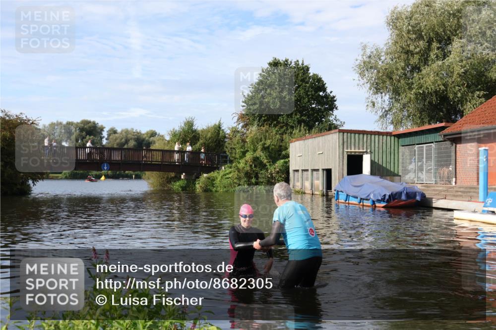 31.08.2025 - Elbe Triathlon Hamburg Luisa Fischer http://msf.ph/oto/8682305 31.08.2025 09:41:50 Schwimmen 841 meine-sportfotos.de