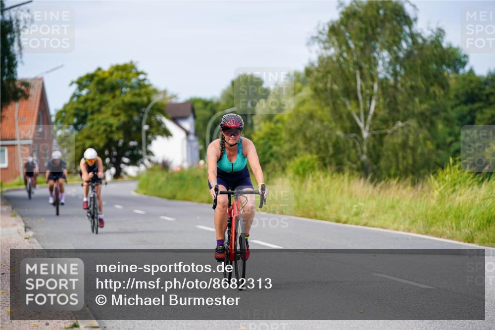 31.08.2025 - Elbe Triathlon Hamburg Michael Burmester http://msf.ph/oto/8682313 31.08.2025 11:02:01 Radfahren 1314, 1453, 1534, 1576, 1580, 1610 meine-sportfotos.de