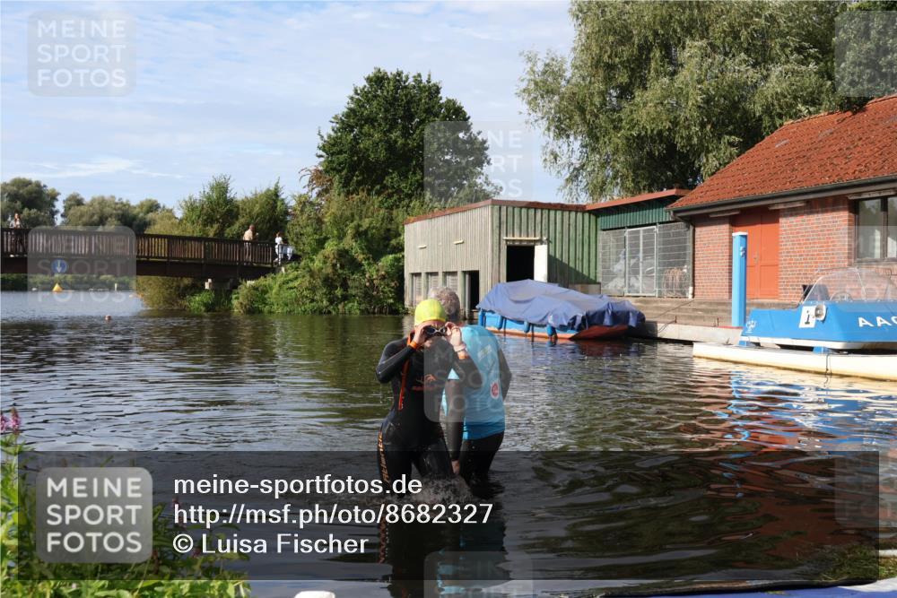 31.08.2025 - Elbe Triathlon Hamburg Luisa Fischer http://msf.ph/oto/8682327 31.08.2025 09:43:11 Schwimmen 886 meine-sportfotos.de