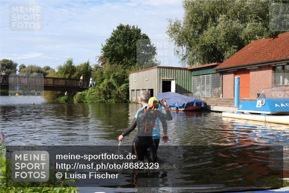 31.08.2025 - Elbe Triathlon Hamburg Luisa Fischer http://msf.ph/oto/8682329 31.08.2025 09:43:11 Schwimmen 886 meine-sportfotos.de