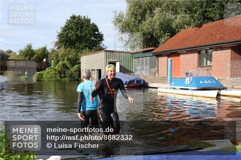 31.08.2025 - Elbe Triathlon Hamburg Luisa Fischer http://msf.ph/oto/8682332 31.08.2025 09:43:12 Schwimmen 886 meine-sportfotos.de