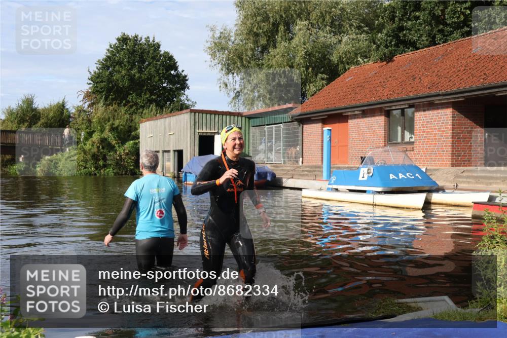 31.08.2025 - Elbe Triathlon Hamburg Luisa Fischer http://msf.ph/oto/8682334 31.08.2025 09:43:12 Schwimmen 886 meine-sportfotos.de