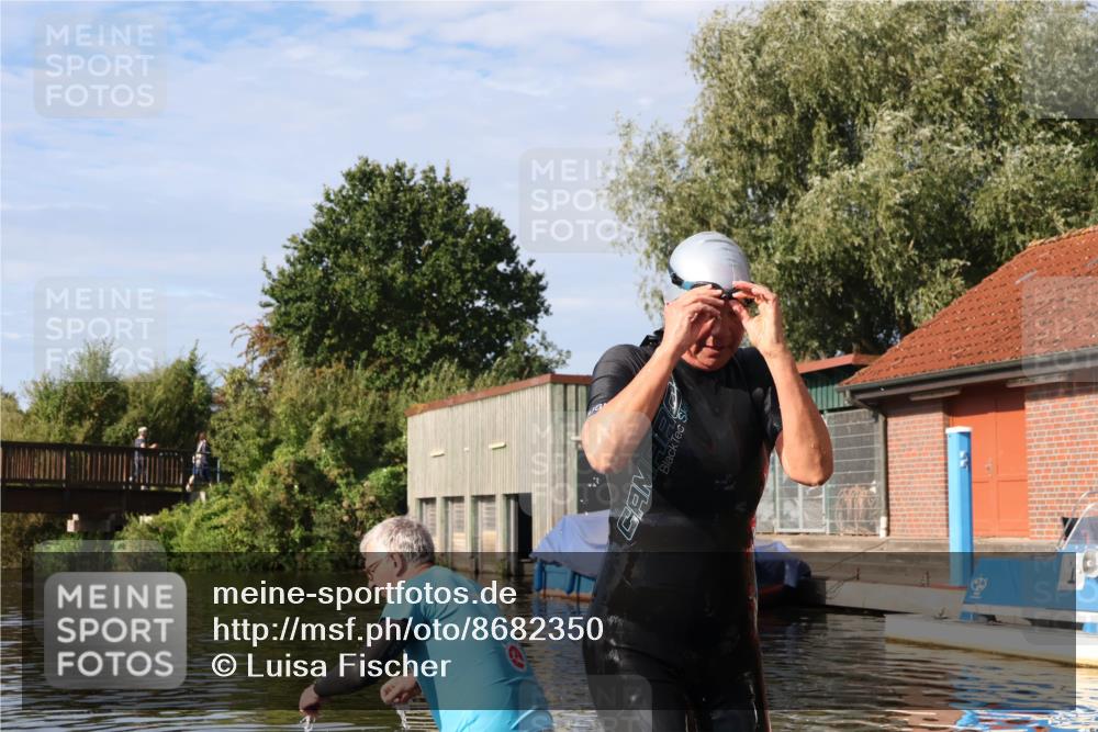 31.08.2025 - Elbe Triathlon Hamburg Luisa Fischer http://msf.ph/oto/8682350 31.08.2025 09:44:21 Schwimmen 923 meine-sportfotos.de