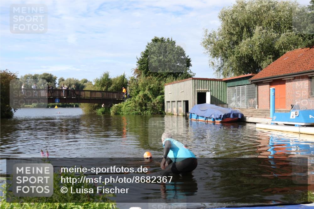 31.08.2025 - Elbe Triathlon Hamburg Luisa Fischer http://msf.ph/oto/8682367 31.08.2025 09:46:57 Schwimmen 928 meine-sportfotos.de