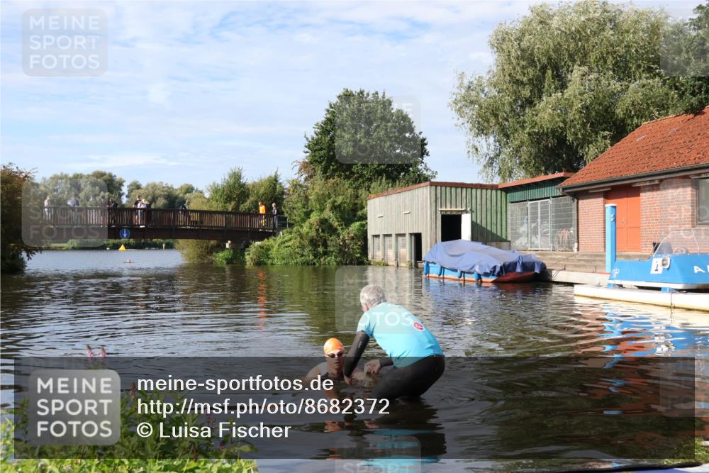 31.08.2025 - Elbe Triathlon Hamburg Luisa Fischer http://msf.ph/oto/8682372 31.08.2025 09:46:58 Schwimmen 928 meine-sportfotos.de