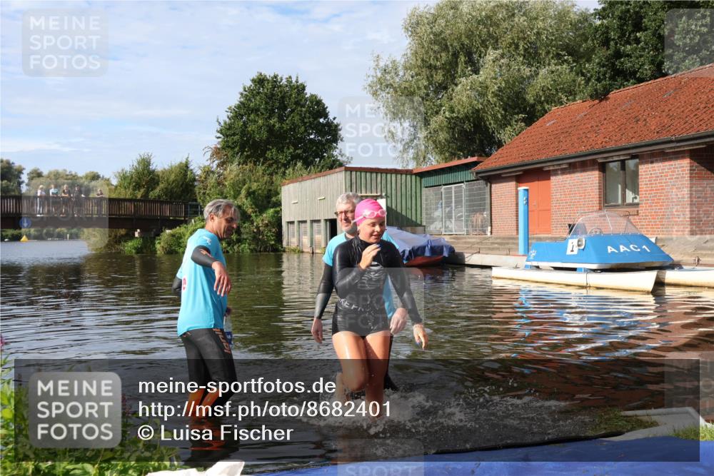31.08.2025 - Elbe Triathlon Hamburg Luisa Fischer http://msf.ph/oto/8682401 31.08.2025 09:48:43 Schwimmen 782 meine-sportfotos.de