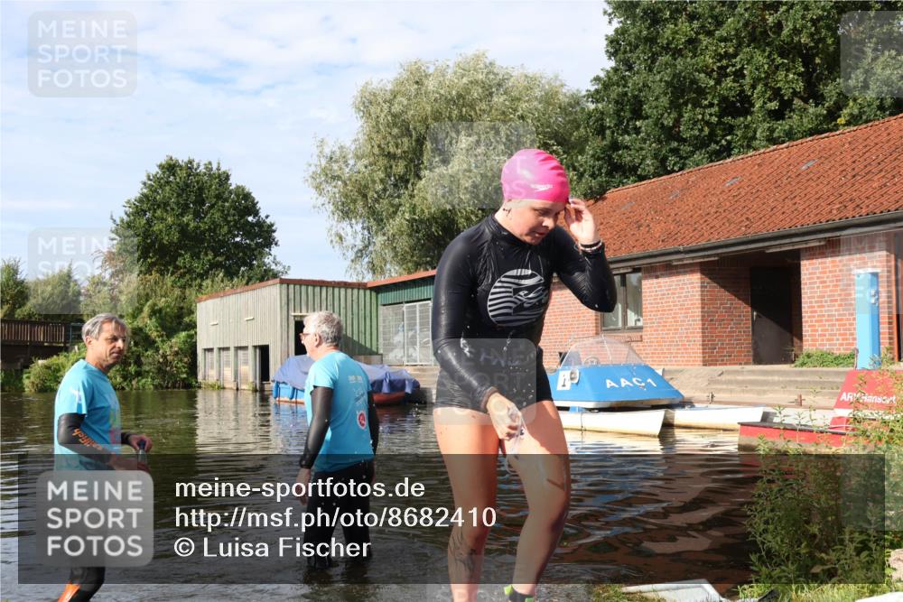 31.08.2025 - Elbe Triathlon Hamburg Luisa Fischer http://msf.ph/oto/8682410 31.08.2025 09:48:44 Schwimmen 782 meine-sportfotos.de