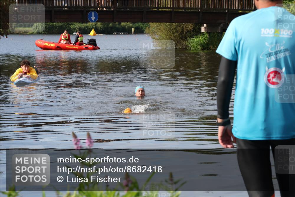 31.08.2025 - Elbe Triathlon Hamburg Luisa Fischer http://msf.ph/oto/8682418 31.08.2025 09:51:14 Schwimmen  meine-sportfotos.de