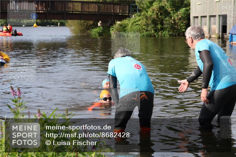 31.08.2025 - Elbe Triathlon Hamburg Luisa Fischer http://msf.ph/oto/8682428 31.08.2025 09:51:28 Schwimmen 401, 794 meine-sportfotos.de