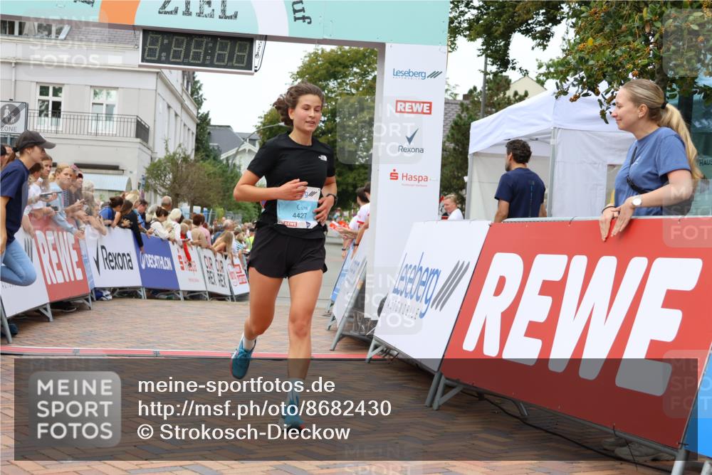 31.08.2025 - 21. Blankeneser Heldenlauf Strokosch-Dieckow http://msf.ph/oto/8682430 31.08.2025 12:05:05 Ziel 4427 meine-sportfotos.de