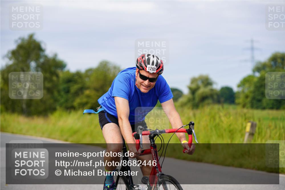 31.08.2025 - Elbe Triathlon Hamburg Michael Burmester http://msf.ph/oto/8682446 31.08.2025 11:03:10 Radfahren 1263, 1270, 1334, 1564, 1613 meine-sportfotos.de