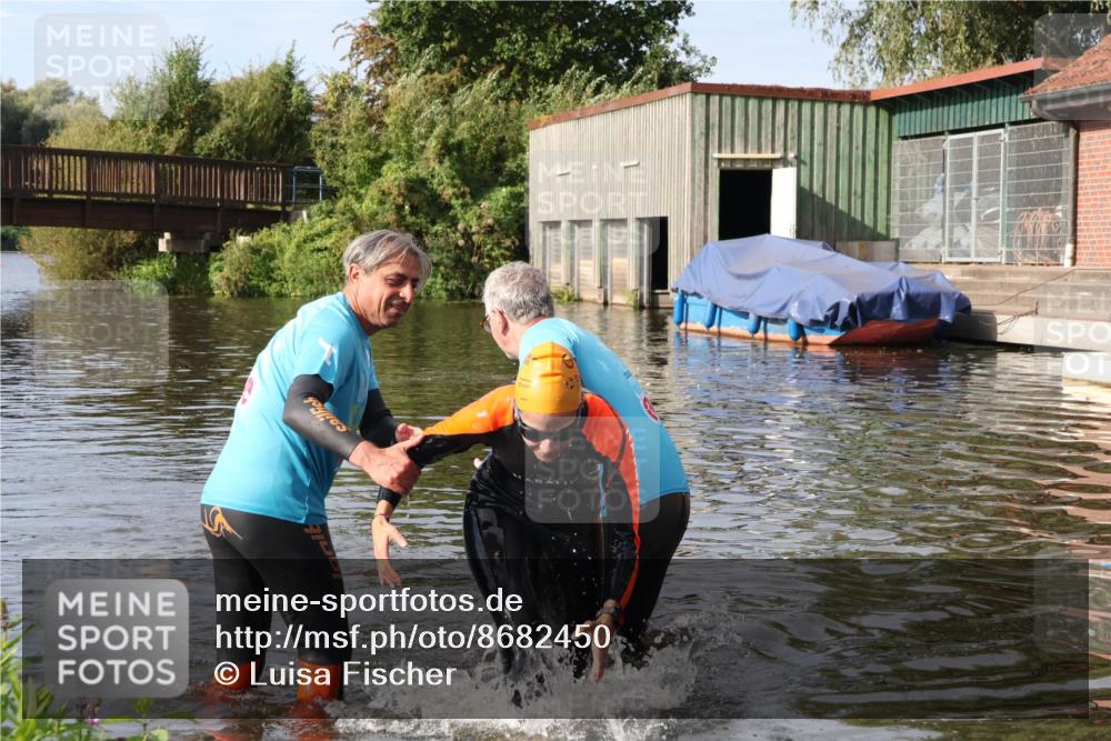 31.08.2025 - Elbe Triathlon Hamburg Luisa Fischer http://msf.ph/oto/8682450 31.08.2025 09:51:32 Schwimmen 401, 794 meine-sportfotos.de