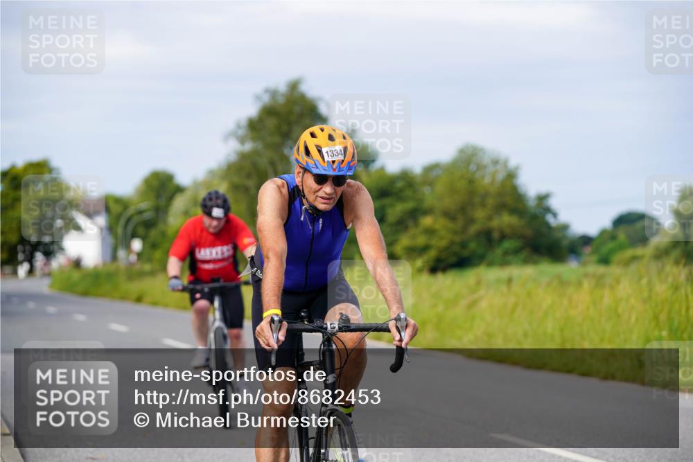 31.08.2025 - Elbe Triathlon Hamburg Michael Burmester http://msf.ph/oto/8682453 31.08.2025 11:03:12 Radfahren 1263, 1270, 1334, 1564, 1613 meine-sportfotos.de