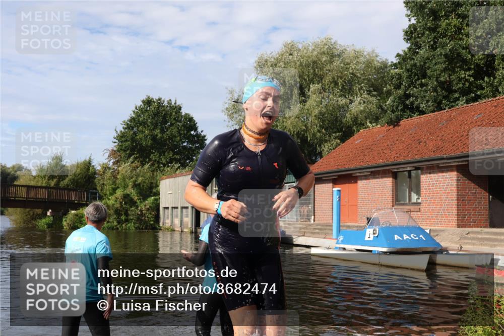31.08.2025 - Elbe Triathlon Hamburg Luisa Fischer http://msf.ph/oto/8682474 31.08.2025 09:51:37 Schwimmen 401, 794 meine-sportfotos.de