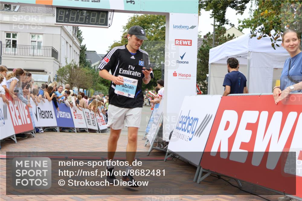 31.08.2025 - 21. Blankeneser Heldenlauf Strokosch-Dieckow http://msf.ph/oto/8682481 31.08.2025 12:04:56 Ziel 4407, 4140 meine-sportfotos.de