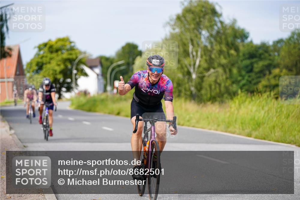 31.08.2025 - Elbe Triathlon Hamburg Michael Burmester http://msf.ph/oto/8682501 31.08.2025 11:03:33 Radfahren 1284, 1289, 1424, 1500, 1542, 1572 meine-sportfotos.de