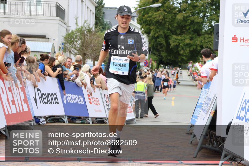 31.08.2025 - 21. Blankeneser Heldenlauf Strokosch-Dieckow http://msf.ph/oto/8682509 31.08.2025 12:04:55 Ziel 4407, 4140 meine-sportfotos.de
