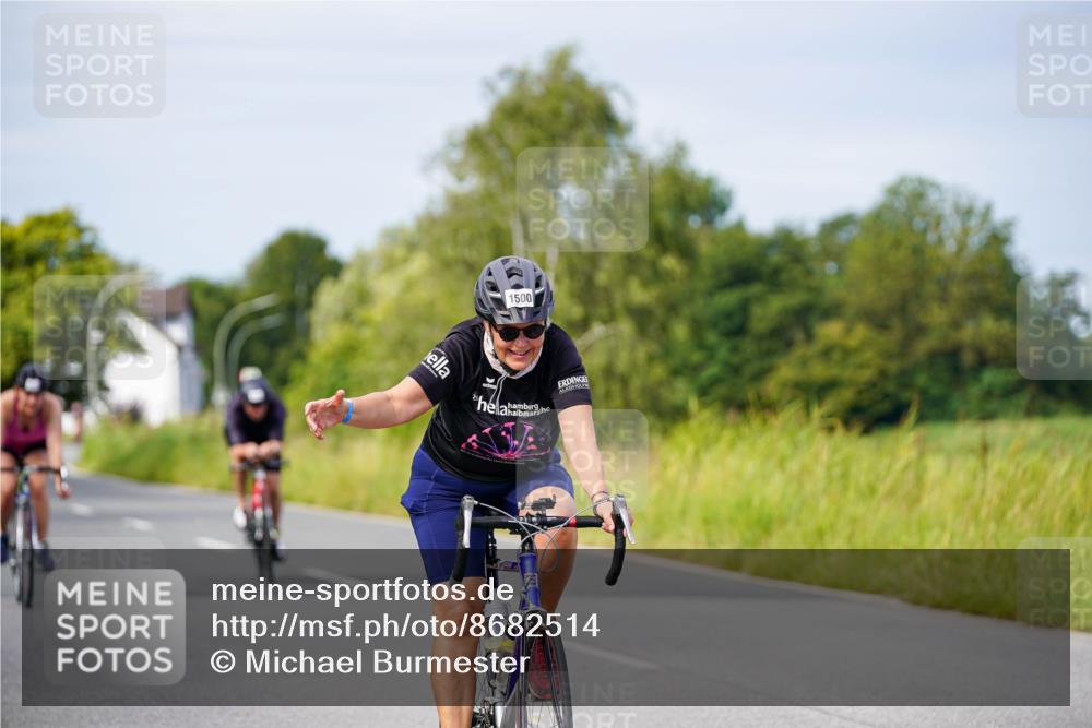31.08.2025 - Elbe Triathlon Hamburg Michael Burmester http://msf.ph/oto/8682514 31.08.2025 11:03:35 Radfahren 1284, 1289, 1500, 1542 meine-sportfotos.de