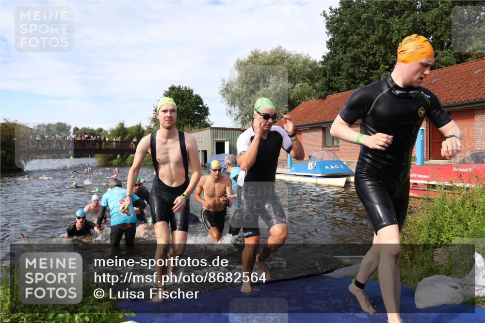 31.08.2025 - Elbe Triathlon Hamburg Luisa Fischer http://msf.ph/oto/8682564 31.08.2025 10:10:53 Schwimmen 947, 950, 960, 961, 971, 974, 998, 1005, 1009, 1024, 1033, 1037, 1042, 1051, 1070, 1077, 1081, 1106 meine-sportfotos.de