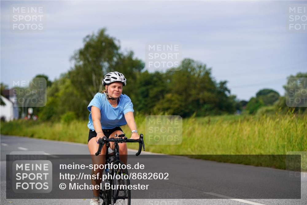 31.08.2025 - Elbe Triathlon Hamburg Michael Burmester http://msf.ph/oto/8682602 31.08.2025 11:04:15 Radfahren 782, 1302, 1316, 1339, 1553 meine-sportfotos.de